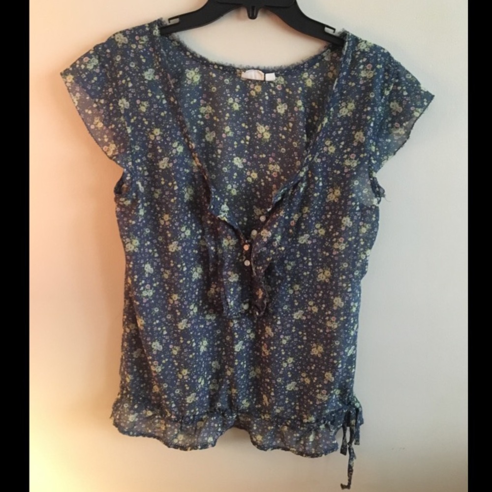 Mudd lightweight blouse